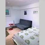 아파트 Gehobene Studentenwohnung 알렌스바하