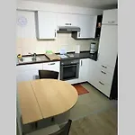 Gehobene Studentenwohnung 아파트